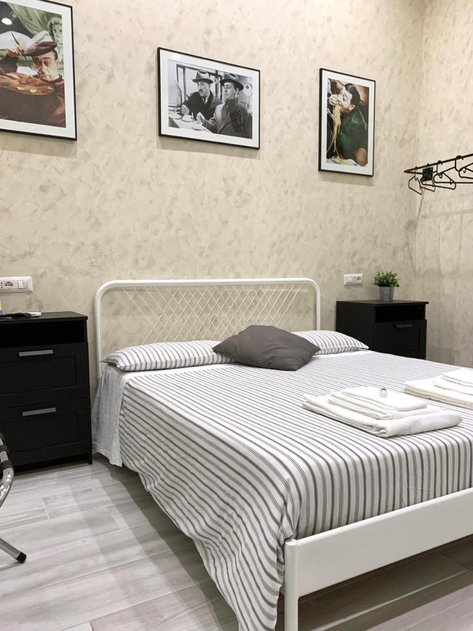 Bed No Breakfast Ak Hotel Наполи Екстериор снимка