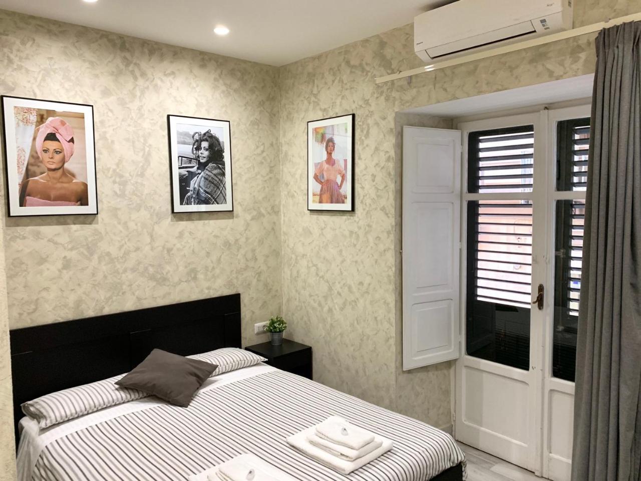 Bed No Breakfast Ak Hotel Наполи Екстериор снимка