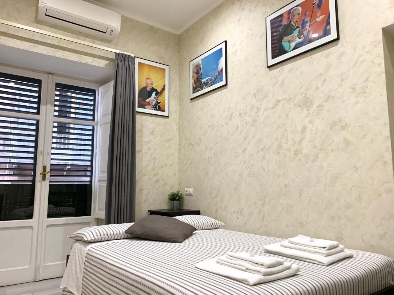 Bed No Breakfast Ak Hotel Наполи Екстериор снимка